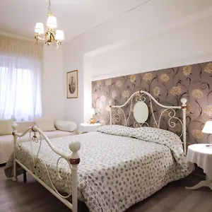 Casa Alessandro Casa Maria Francesca Naples
